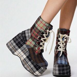 ROMWE Plaid Platform Ankle Boots